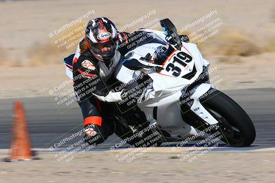 media/Jan-08-2022-SoCal Trackdays (Sat) [[1ec2777125]]/Turn 15 Inside (950am)/